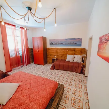 Syracuseapartments Il Mare Di Ortigia * Syracuse