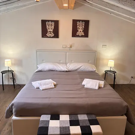 Syracuseapartments Il Mare Di Ortigia Feriehus